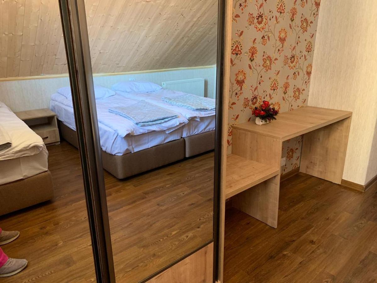 Bolnisi Elia Hotell Exteriör bild
