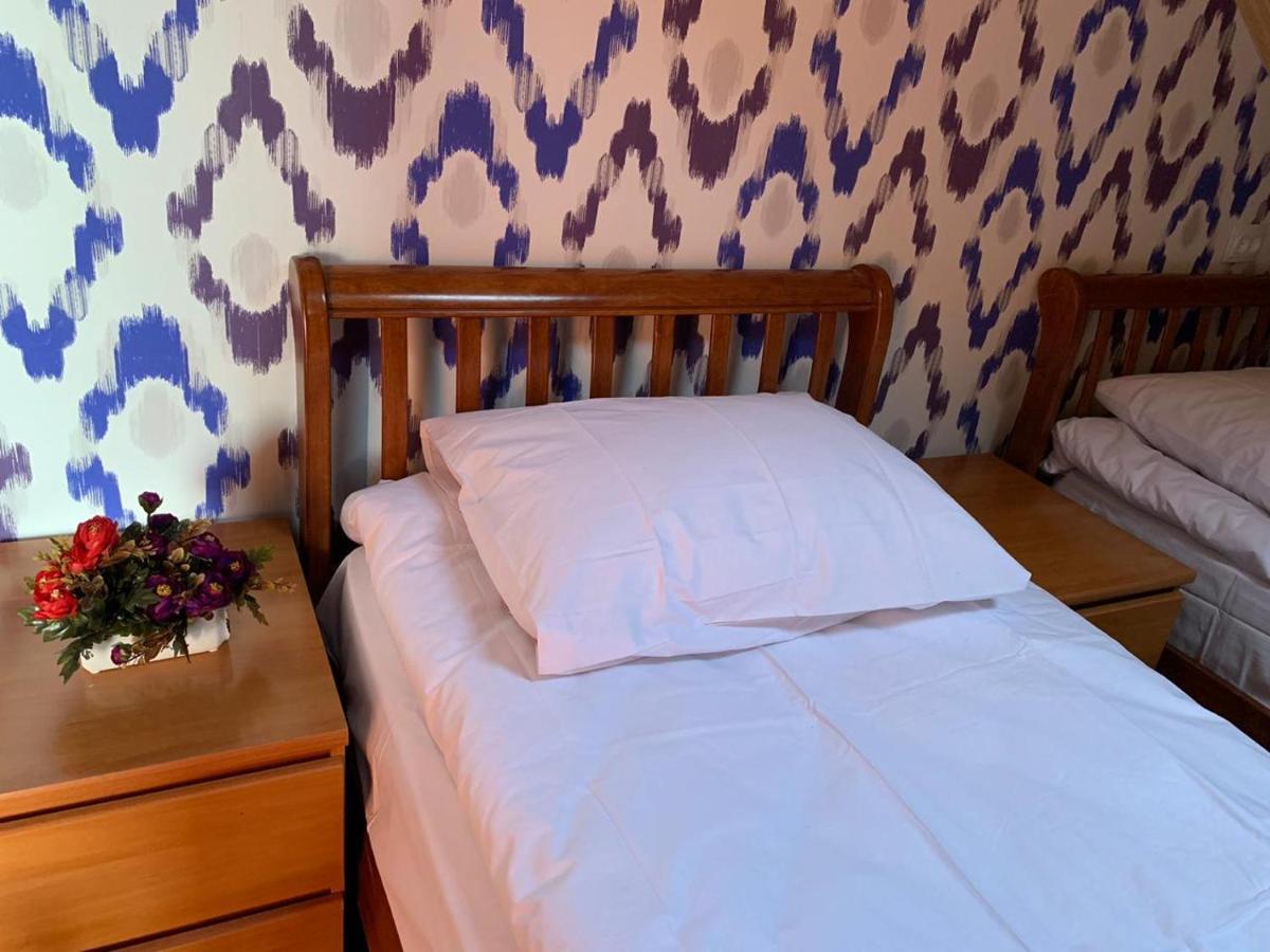 Bolnisi Elia Hotell Exteriör bild
