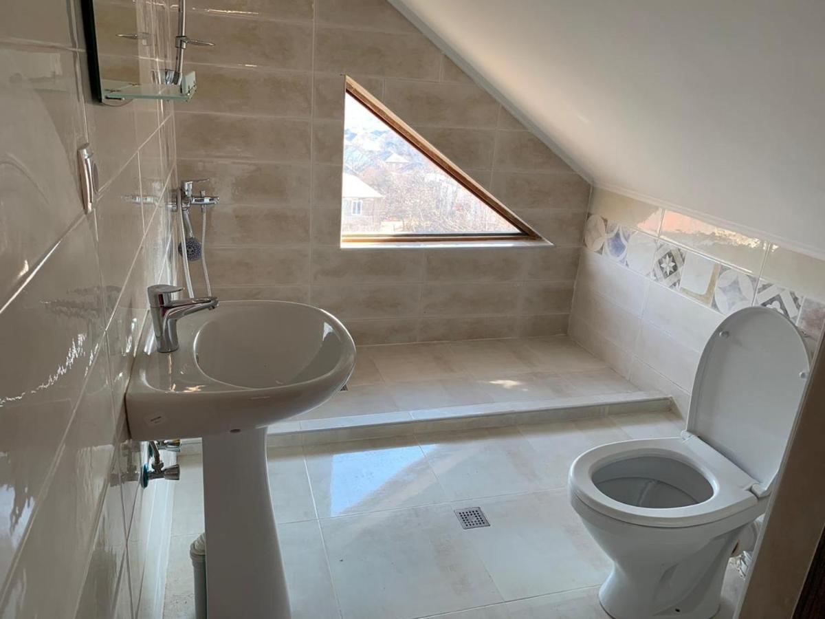 Bolnisi Elia Hotell Exteriör bild