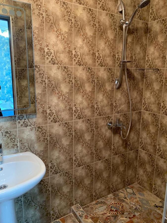 Bolnisi Elia Hotell Exteriör bild