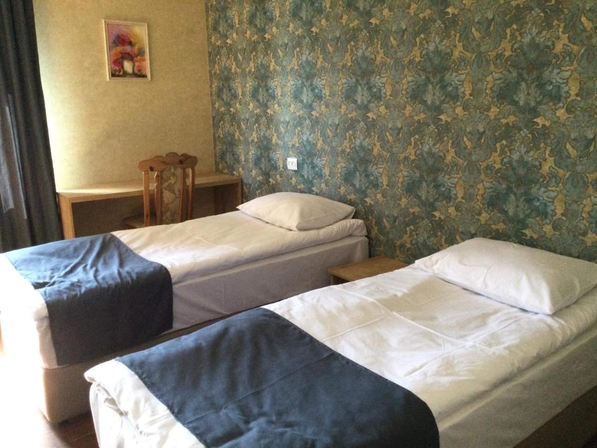 Bolnisi Elia Hotell Exteriör bild