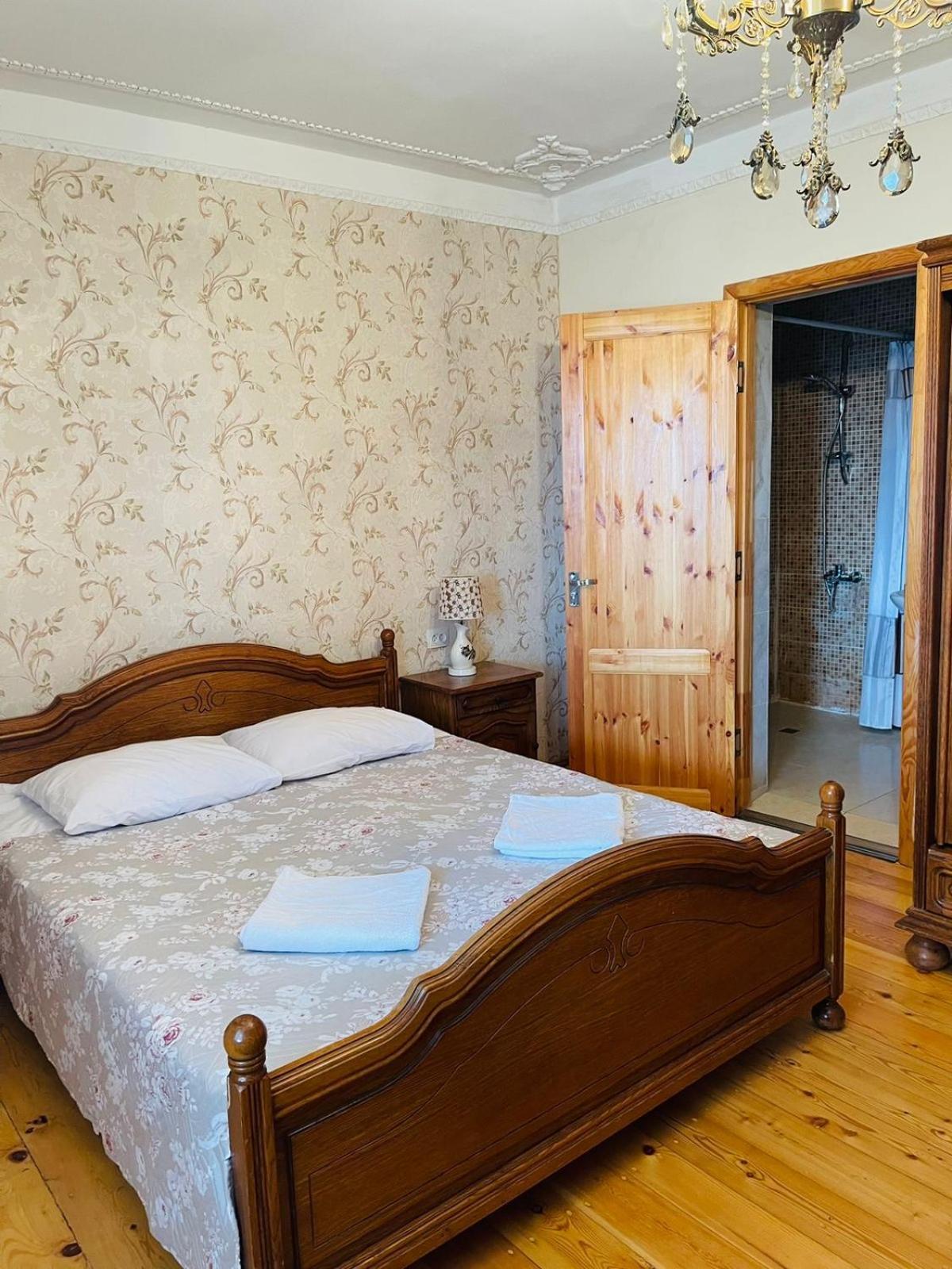 Bolnisi Elia Hotell Exteriör bild